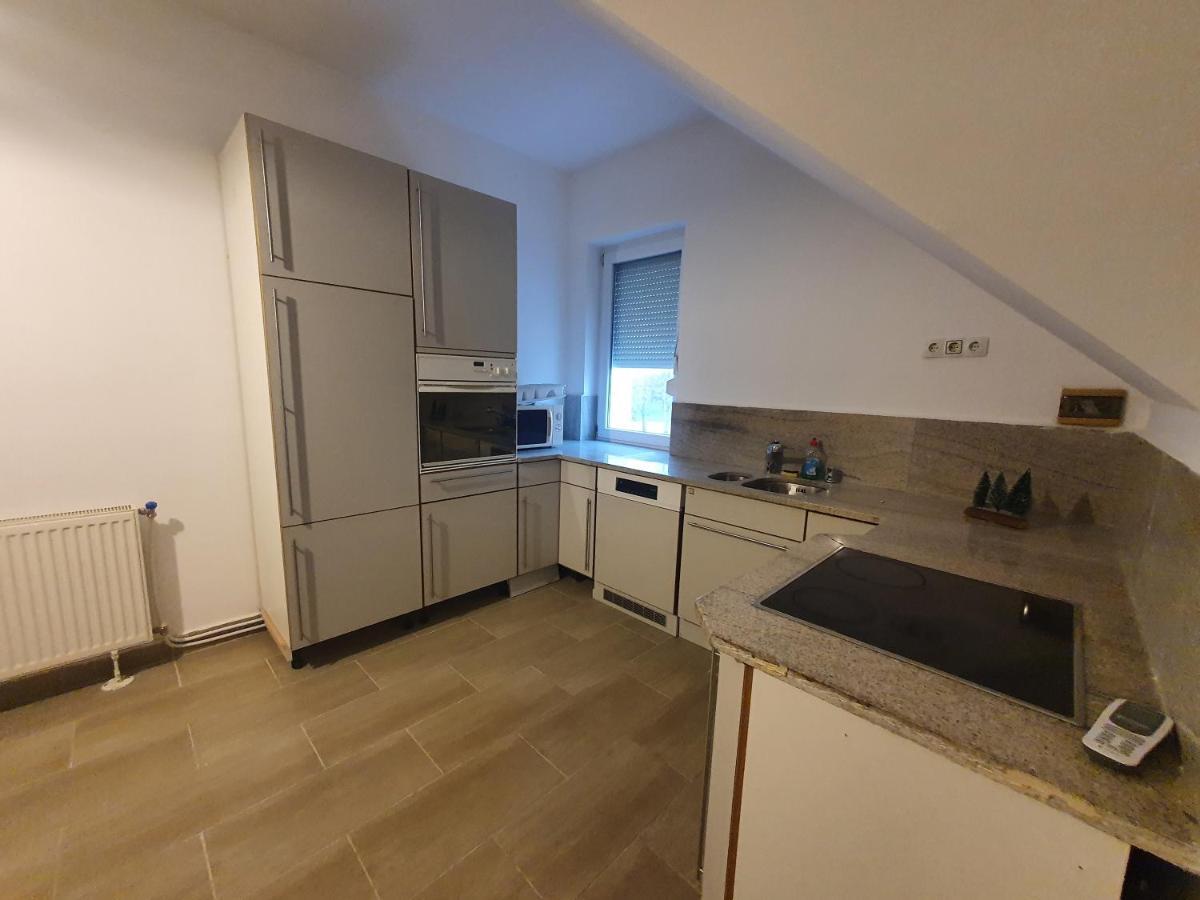 Székesfehérvár Sosto Apartman מראה חיצוני תמונה